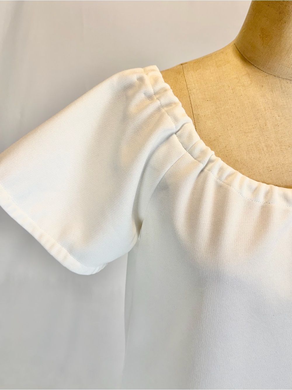 VINTAGE 70s white long maxi gown dress short sleeve scoop neckline minimalist - Picture 3 of 8